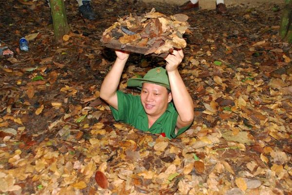 The Cu Chi Tunnels are a network of underground defense tunnels built by locals and resistance forces from 1946 to 1968 in Cu Chi district, Ho Chi Minh City. Built with rudimentary tools, the network was designed scientifically, playing a major role in the war of resistance against America. The tunnels are now a popular tourist attraction in Ho Chi Minh City.