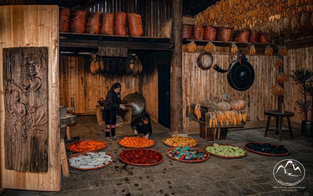 Ethnic minority people in Cat Cat Village Sapa
